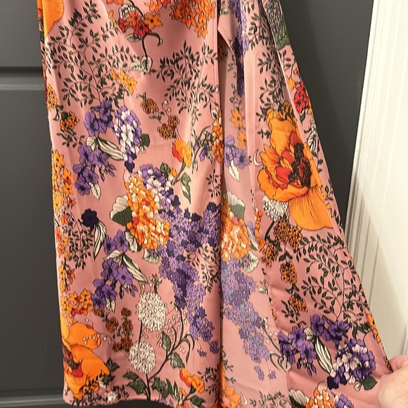 Satin floral midi dress - Picture 3 of 4